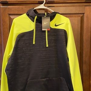 NWT Nike Pro Men’s hooded sweatshirt Thermafit